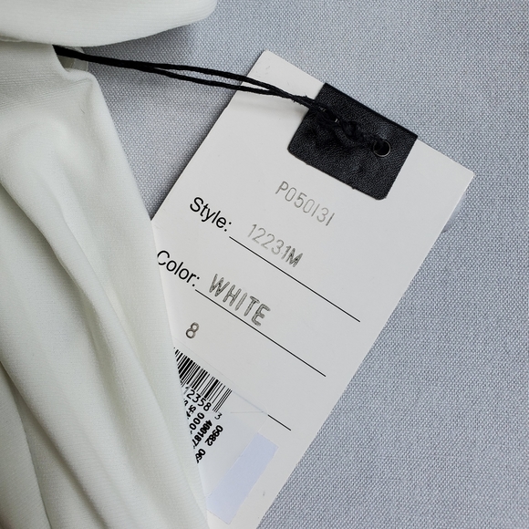 🔥FINAL PRICE DROP🔥 NWT$400 Mac Duggal One Shoulder Side Slit Gown Dress Sz 8 - Picture 8 of 15